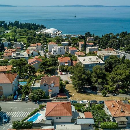 Villa Katess With Heated Pool Spalato Esterno foto