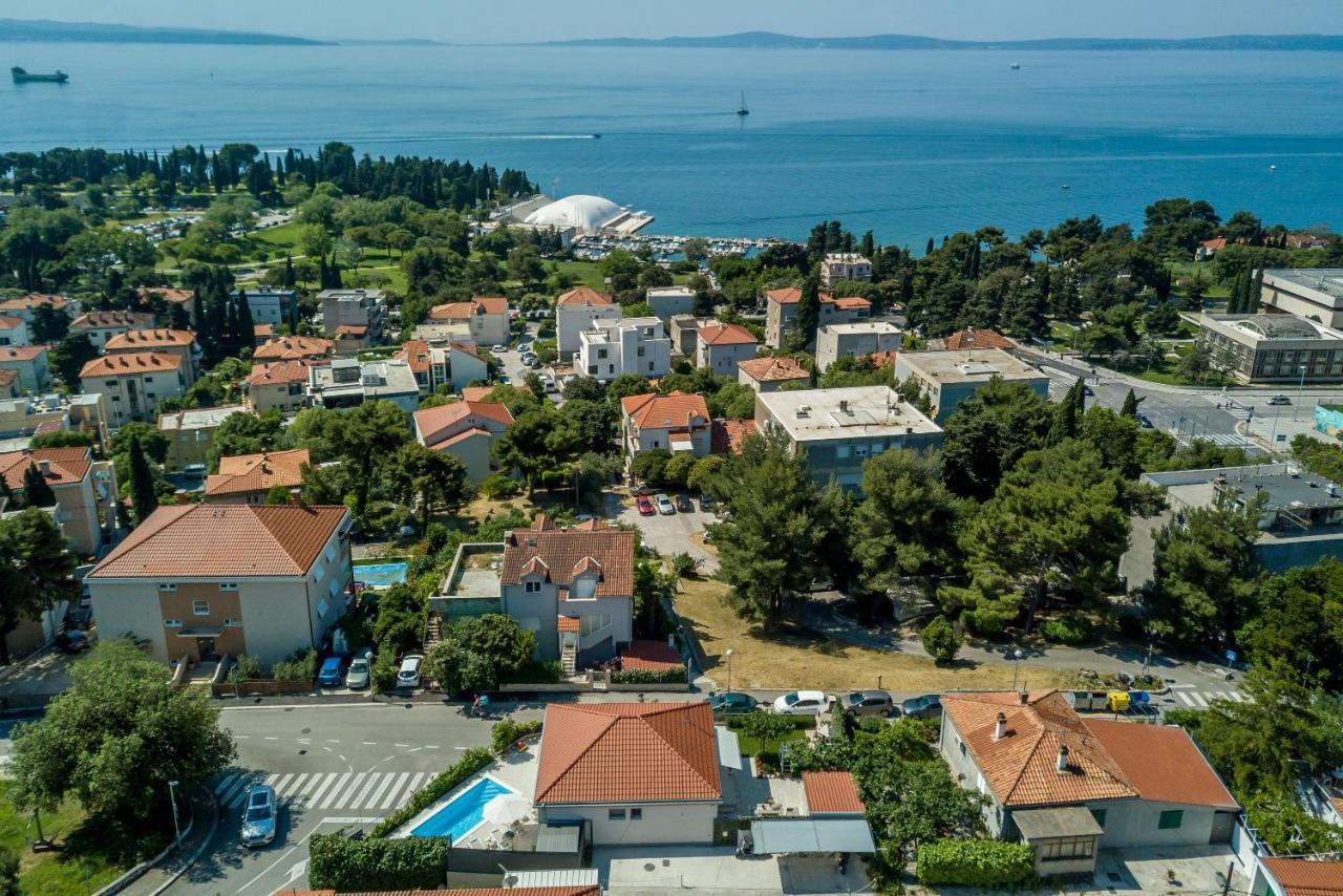 Villa Katess With Heated Pool Spalato Esterno foto