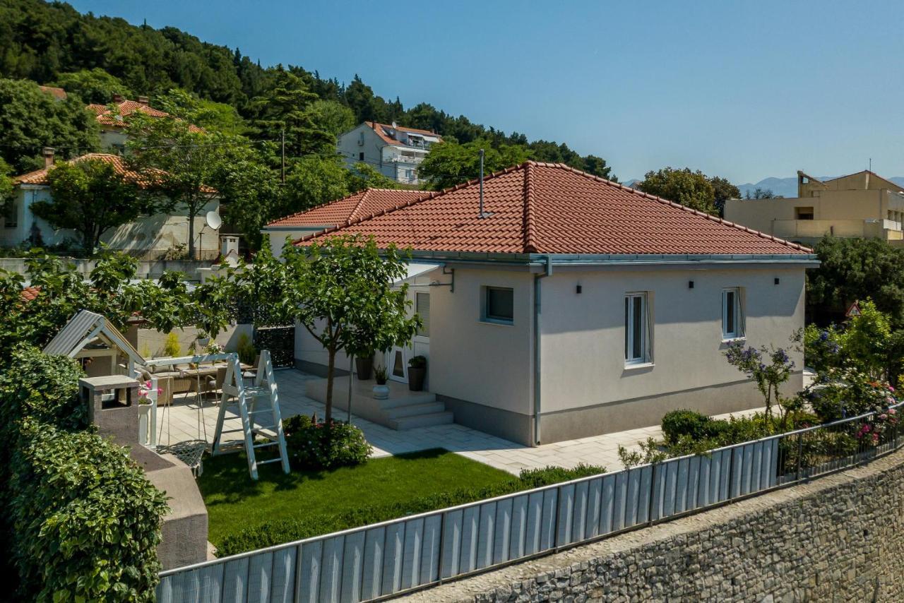 Villa Katess With Heated Pool Spalato Esterno foto