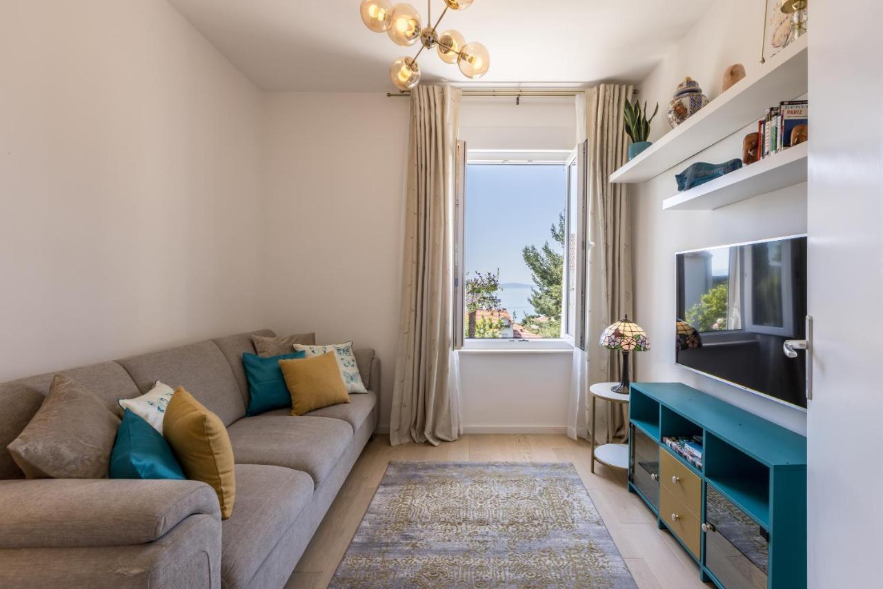 Villa Katess With Heated Pool Spalato Esterno foto
